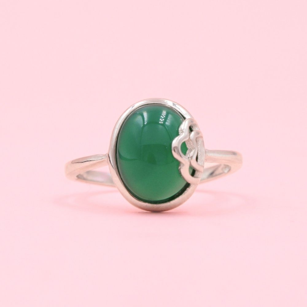 Anillo para Dama de Plata .925 Diseño Oval con Ágata Verde mod. 1181
