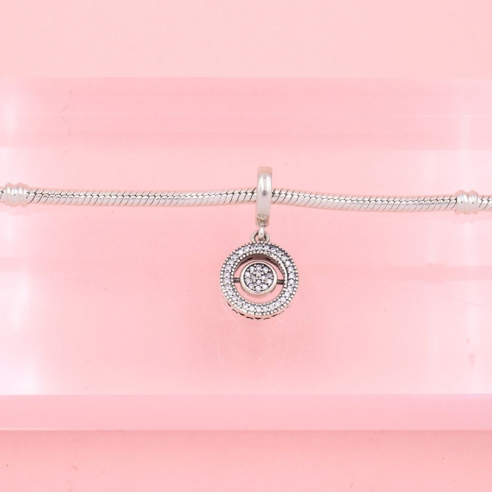 Charm de Plata .925 Diseño de Zirconias con Giratorio con Centro de Corazón mod. 1310