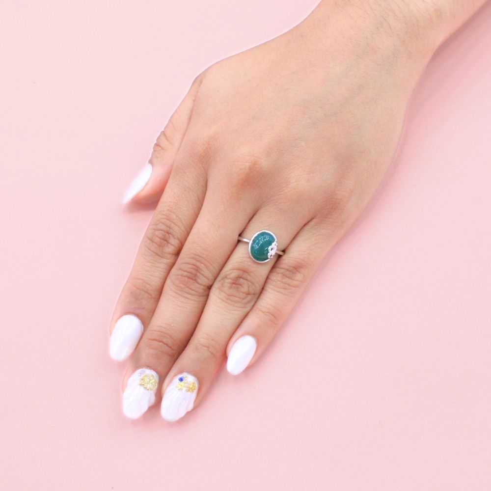 Anillo para Dama de Plata .925 Diseño Oval con Ágata Verde mod. 1181