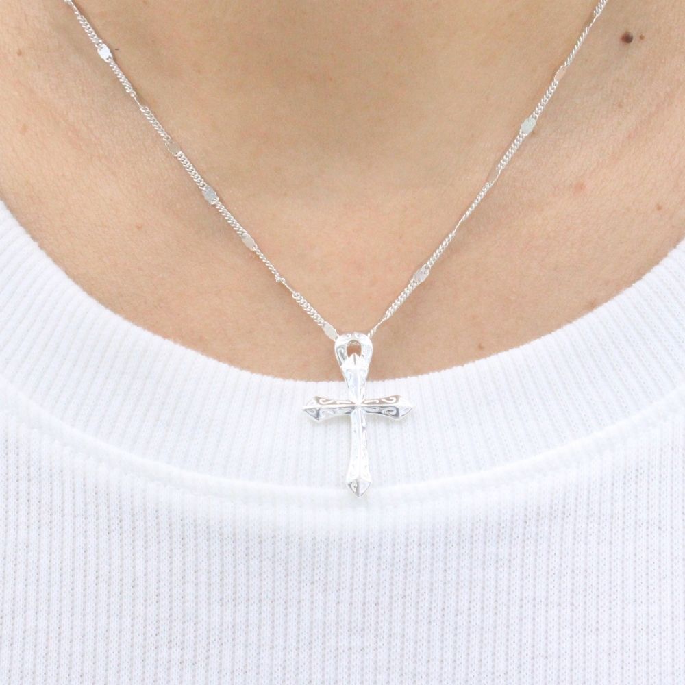 Cruz de Plata .925 Diseño Hueco con Grabado Especial mod. 1259