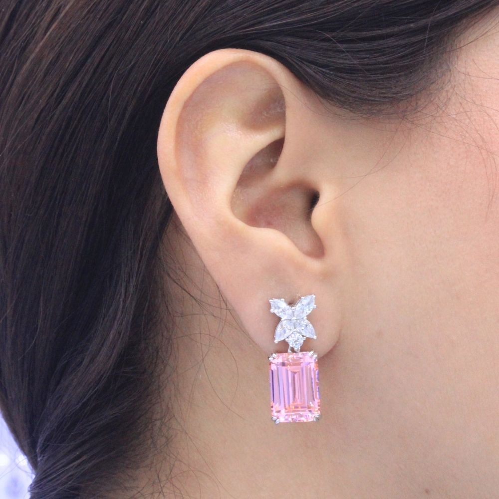 Arete Largo de Plata .925 Diseño Brillante con Moissanita Color Rosa Tourmalina mod. 1229