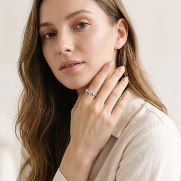 Anillo de Plata. 925 con Diseño de Estrellas  y Madre Perla con Zirconia mod.3251