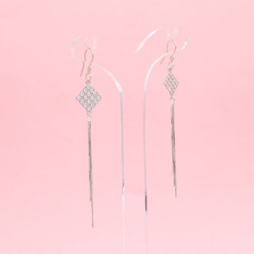 Arete Largo de Plata .925 Rombo de Zirconias y Tiras Brillantes mod. 1212