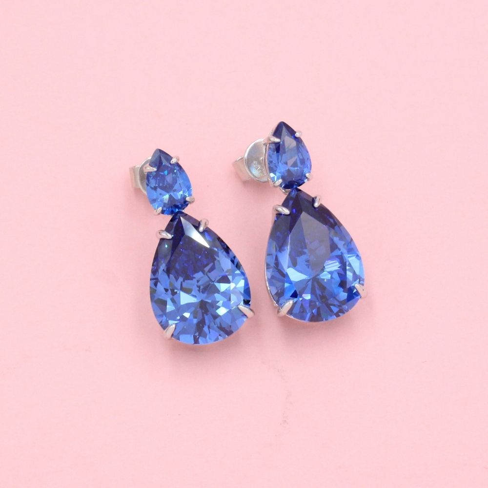 Arete Largo de Plata .925 Gotas de Moissanita Azul Rey mod. 1231