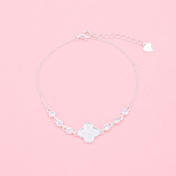 Pulsera de Plata .925 con Trébol Incrustado con Zirconias con Detalles Elegantes mod. 1041