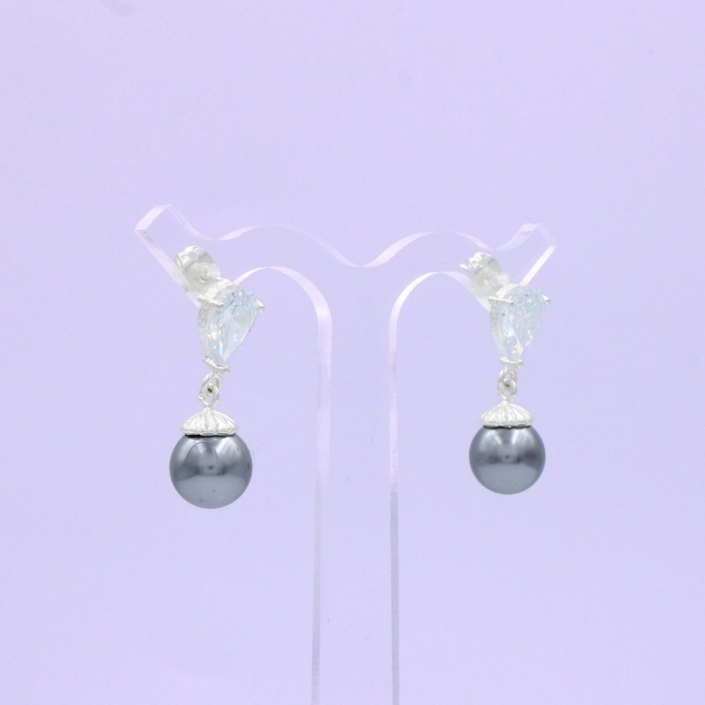 Arete Largo de Plata .925 con Zirconia en Forma de Gota y Perla  mod. 1587