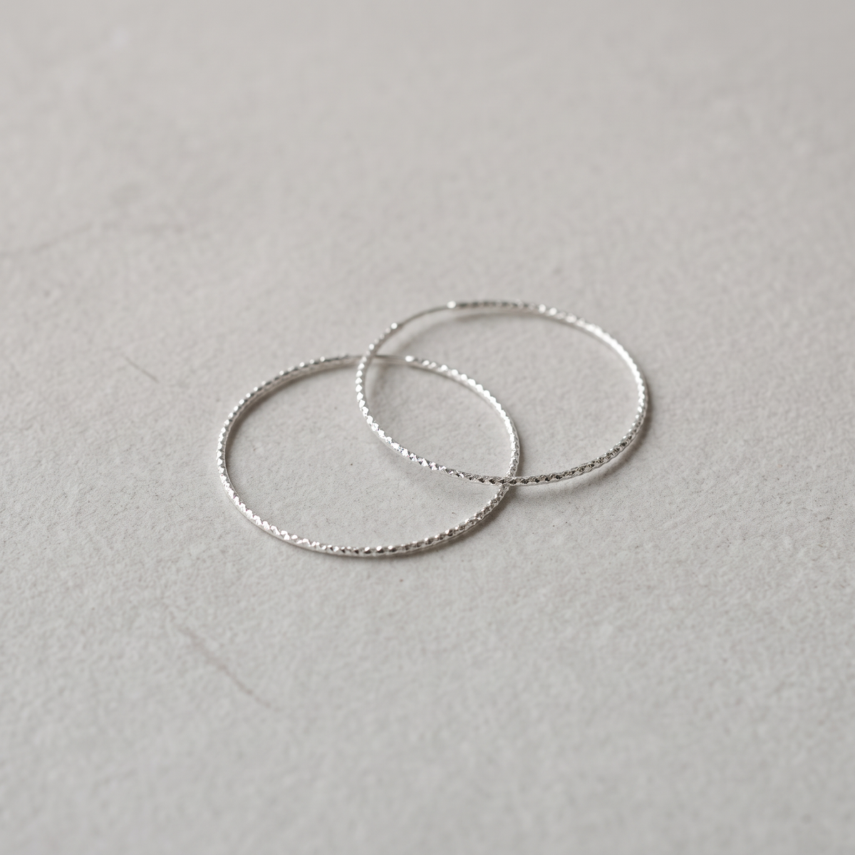 Arracada de Plata .925 Diseño Amplio con Diamantado Fino mod. 3309