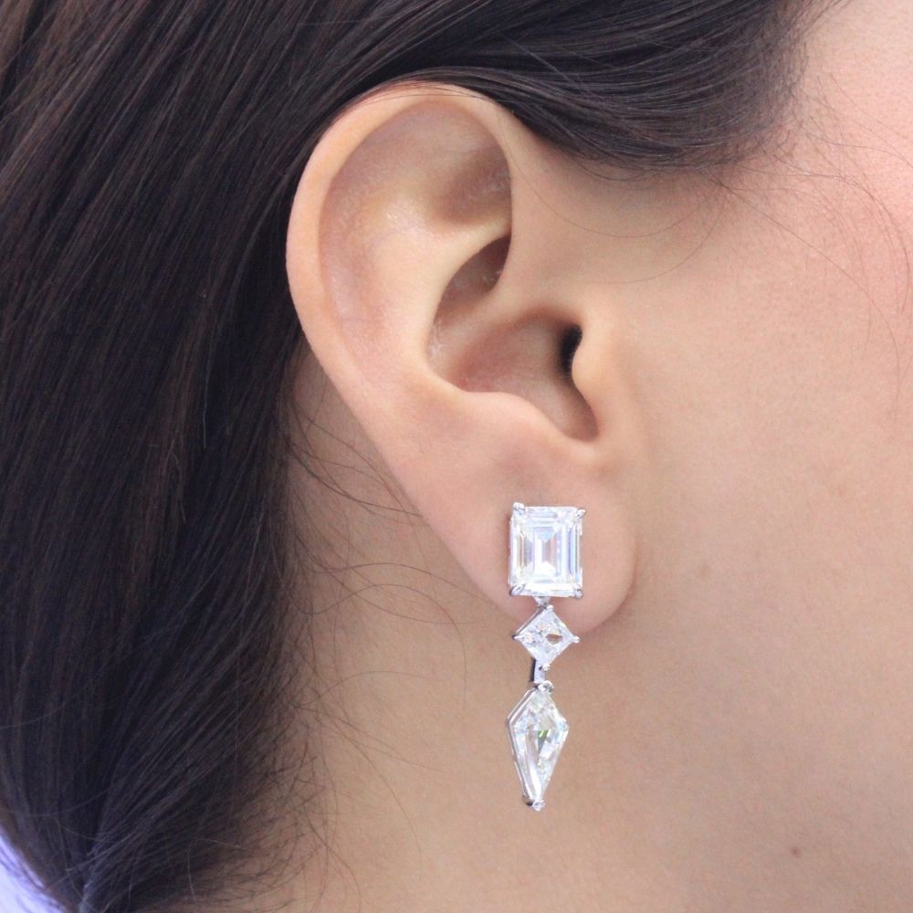 Arete Largo de Plata .925 de Diseño Fino con Moissanitas Elegantes mod. 1234