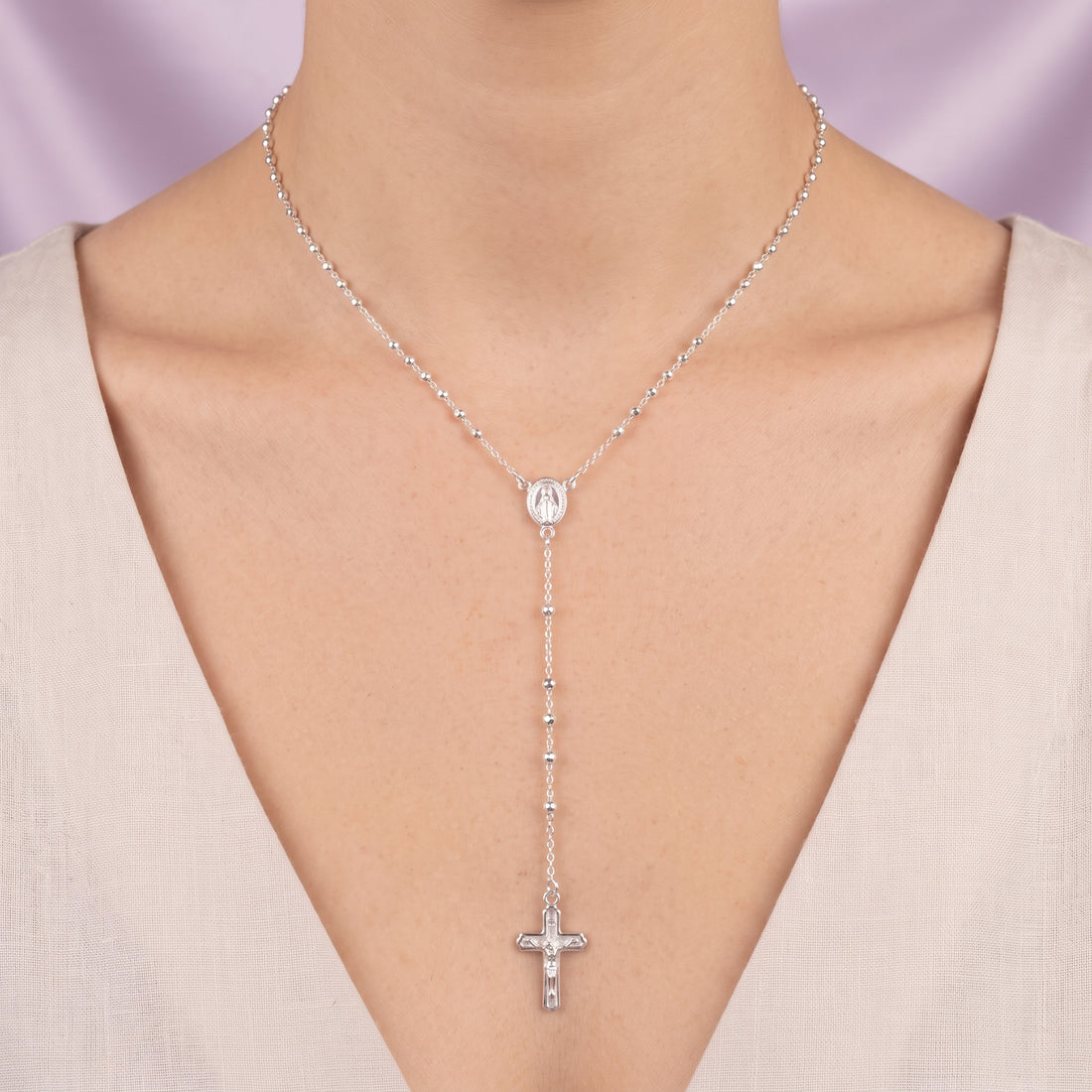 Rosario de Plata .925 Virgen de Guadalupe Oval con Tejido de Bolitas Lisas mod. 3027