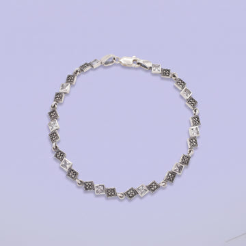 Pulsera de Plata .925 Diseño Elegante con Cuadrados de Zirconia Brillante y Marquesitas Finas mod. 3165