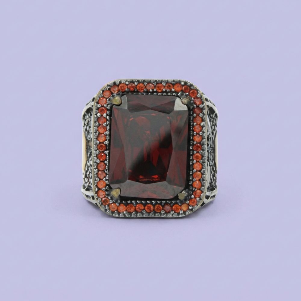 Anillo de Plata .925 Diseño Otomano con Piedra Granate Sangre Pura mod. 1978