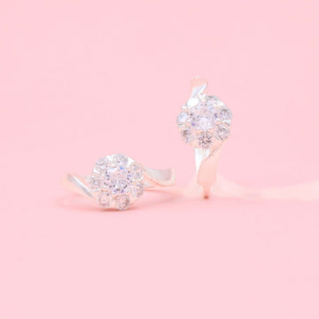 Grapa Elegante con Diseño de Flor Incrustada de  Zirconias mod. 1011