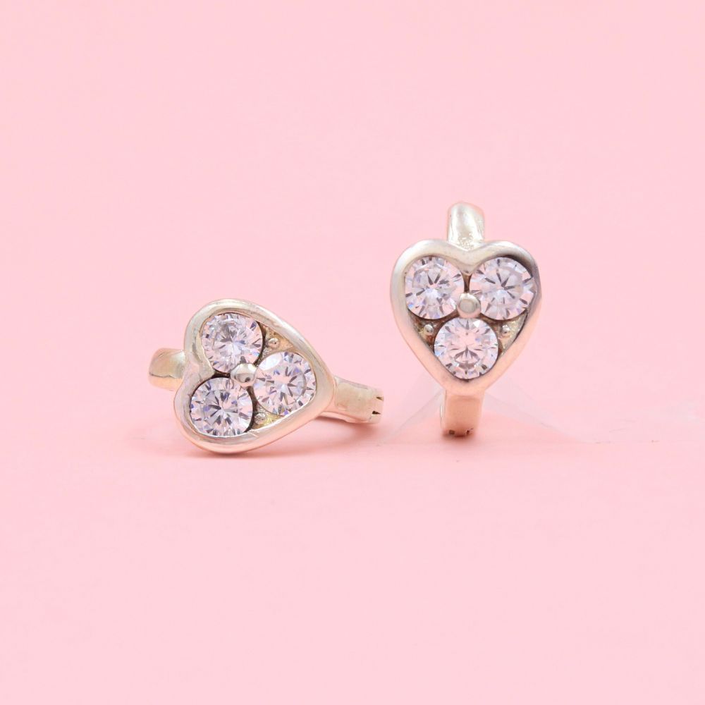 Grapa Elegante con Diseño de Corazón mod. 1012