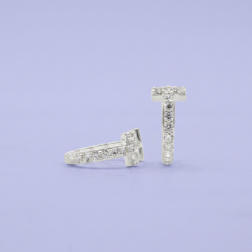 Grapa de Plata .925 Diseño T Incrustado con Zirconia  mod. 2625