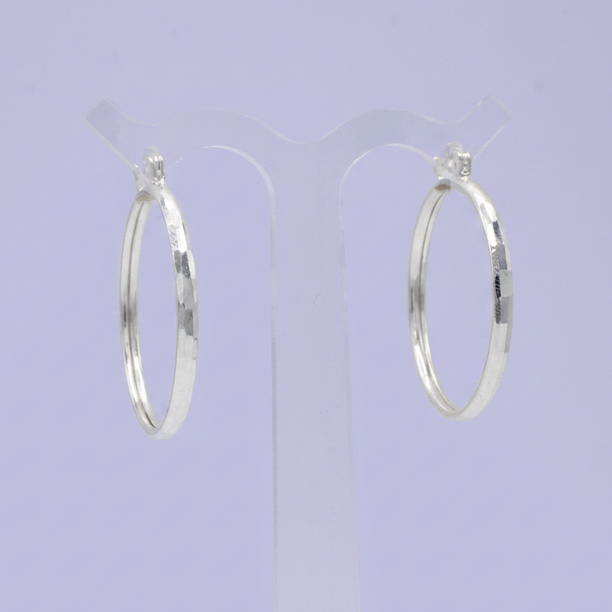 Arracada de Plata .925 Diseño Facetado Ancho mod. 2780
