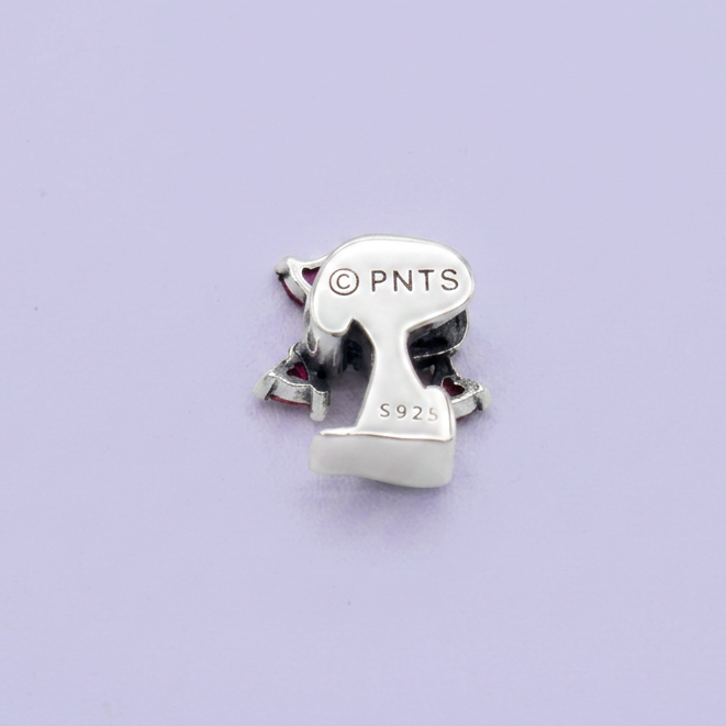 Dije de Plata .925 Estilo Charm de Perro y Corazones con Incrustación de Zirconias mod. 2911