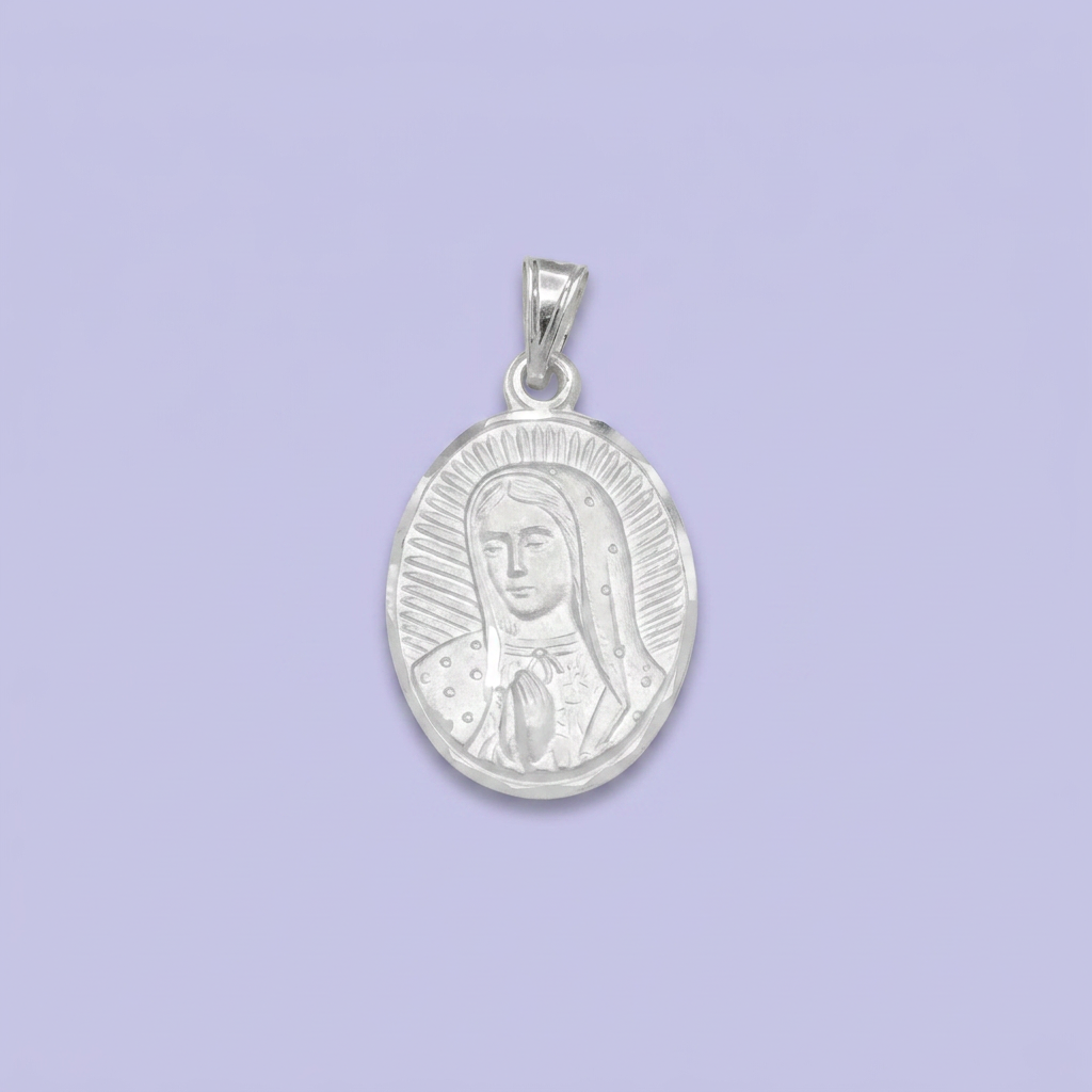 Medalla de Plata .925 con Imagen de la Virgen Guadalupe Tono Mate con Diamantado Fino mod. 2568