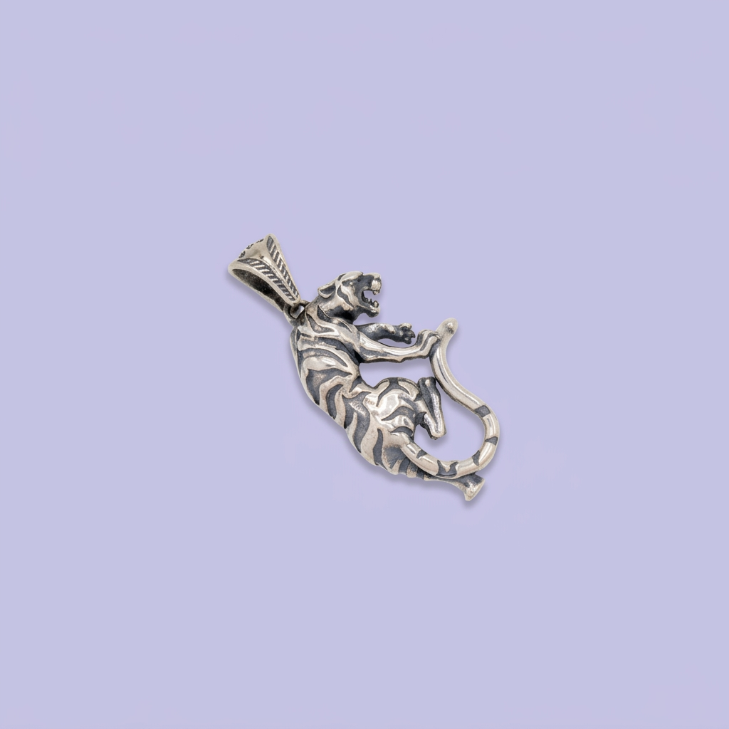 Dije de Plata .925 Tigre de Diseño Fino mod. 2854