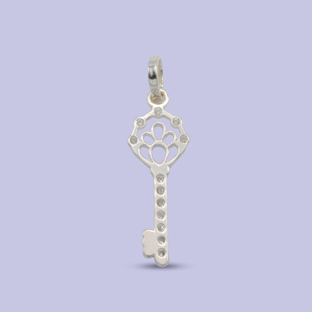 Dije de Plata .925 Llave con Zirconias Finas mod. 2515
