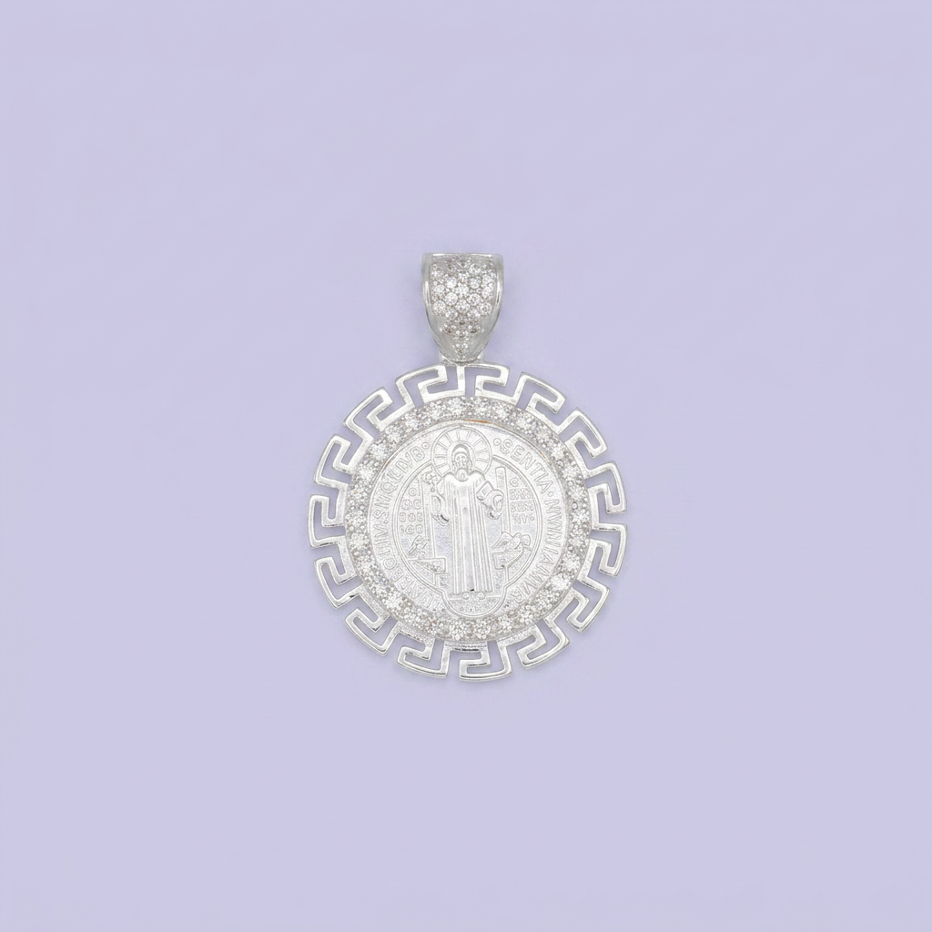 Medallón de Plata .925 Diseño Especial con Bisel de Grecas y Figura de San Judas con Zirconias Brillantes mod. 2560