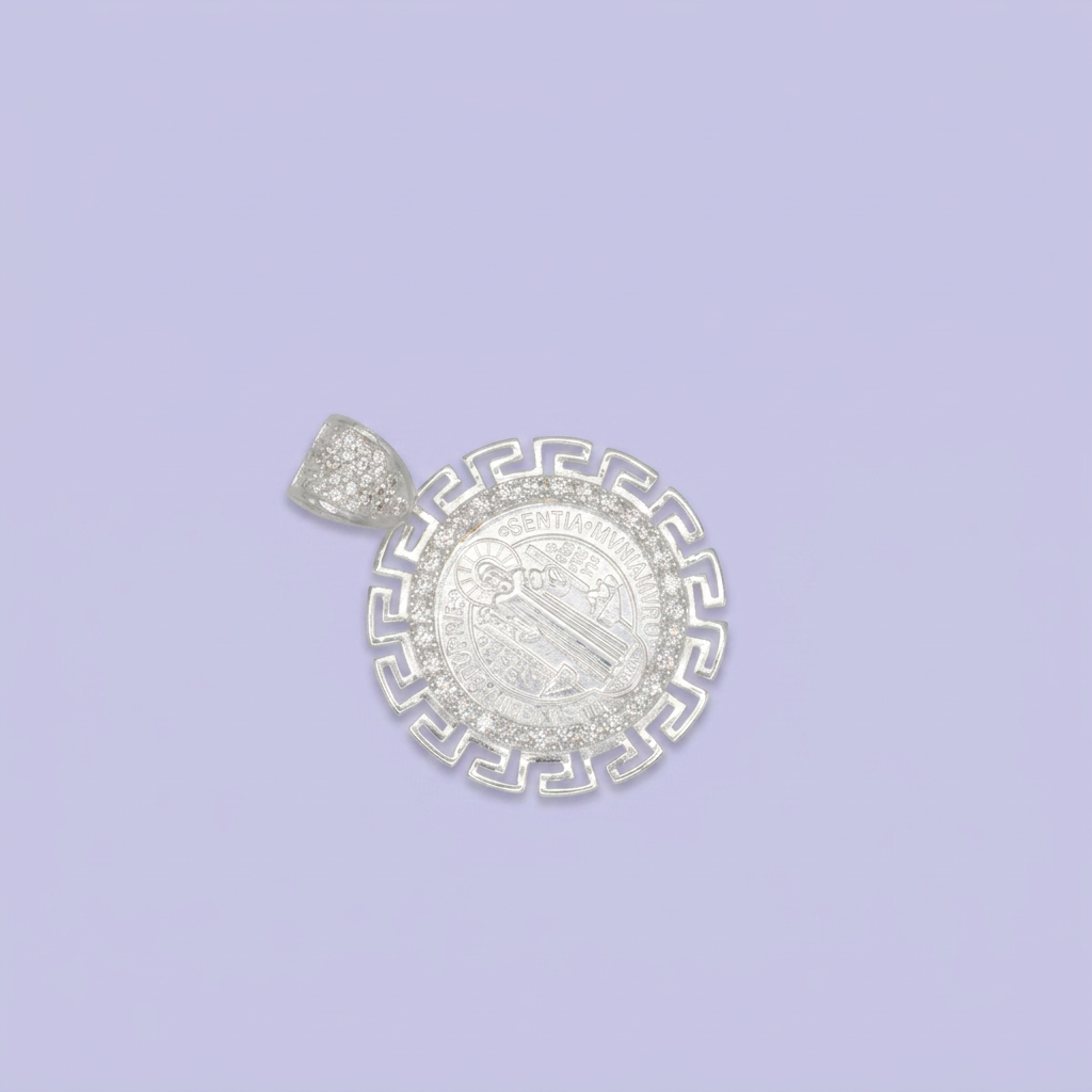 Medallón de Plata .925 Diseño Especial con Bisel de Grecas y Figura de San Judas con Zirconias Brillantes mod. 2560