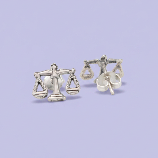 Arete de Plata .925 con Diseño del Signo Libra mod. 2960