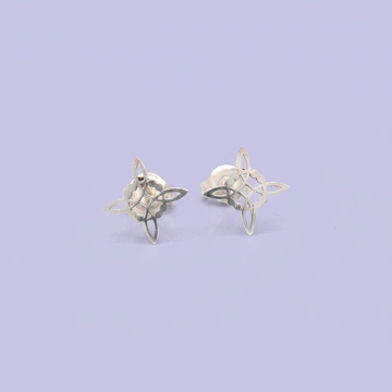Arete de Plata .925 con Diseño Nudo de Bruja Chico mod. 2974