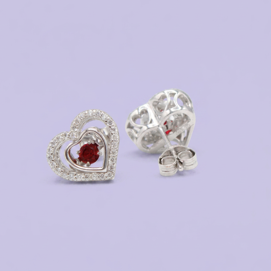 Coordinado de Plata .925 Corazón Doble con Incrustación de Zirconias y Centro de Zirconia Rojo mod. 2945