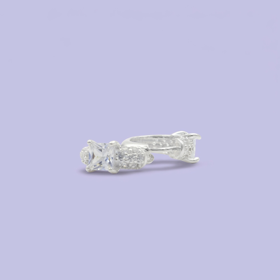Grapa de Plata .925 Diseño Elegante con Zirconias Finas mod. 2626