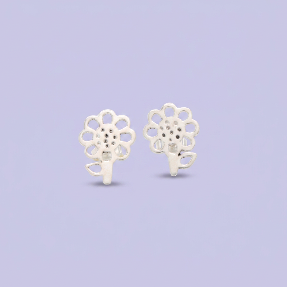 Arete de Plata .925 con Diseño de Flor Elegante mod. 2969
