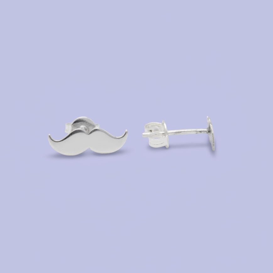 Arete de Plata .925  con Diseño de Mostacho Liso mod. 2966