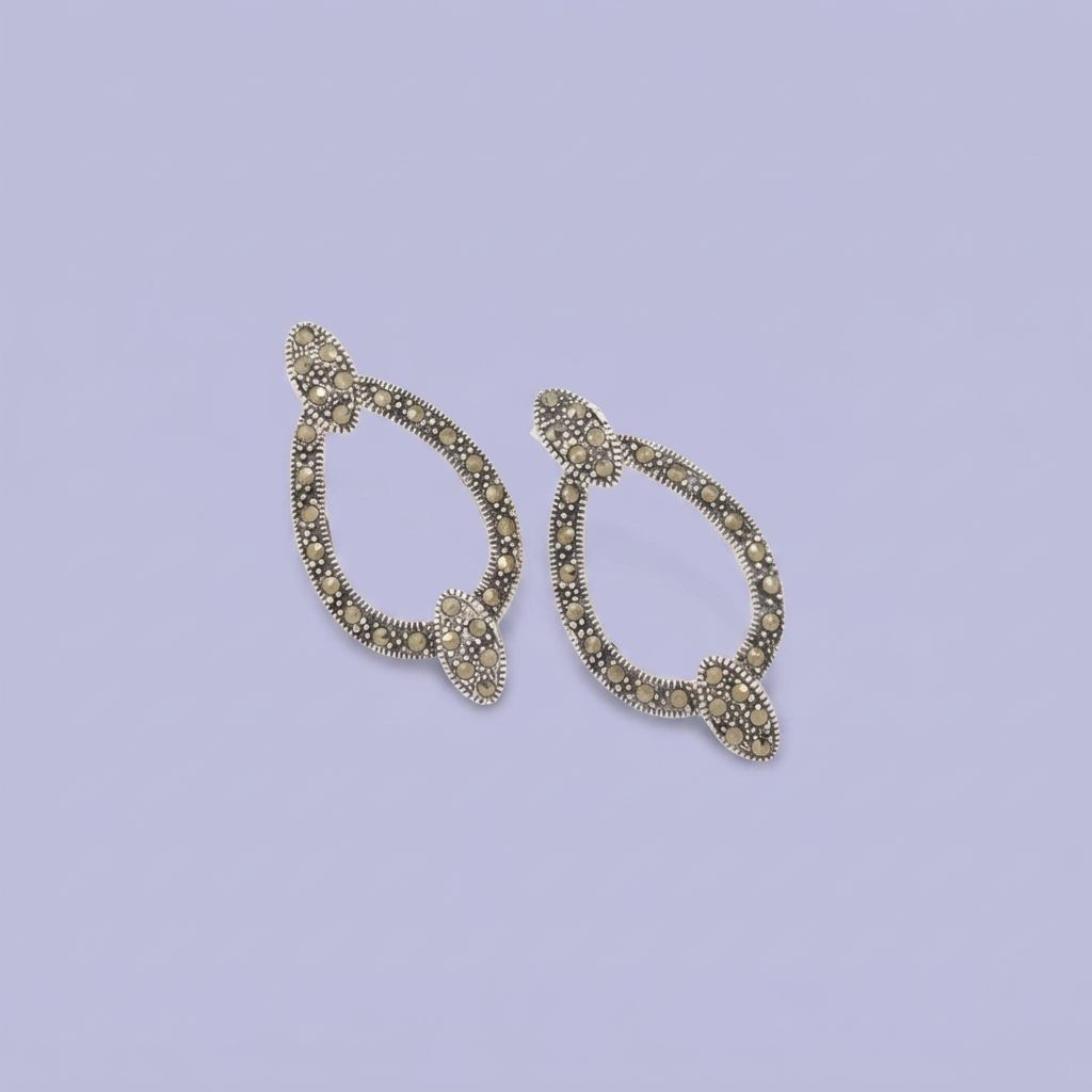 Coordinado de Plata .925 Estilo Elegante con Eslabón Gota Incrustados de Marquesitas mod. 3156