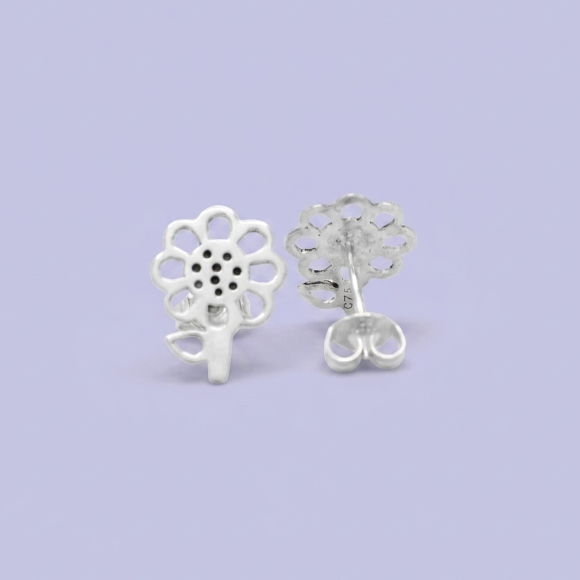 Arete de Plata .925 con Diseño de Flor Elegante mod. 2969