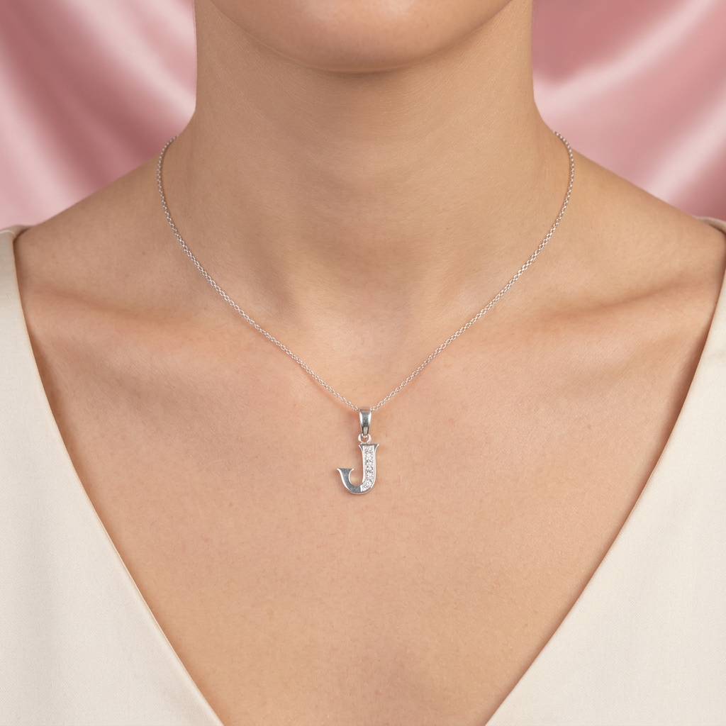 Dije de Plata .925 Letra J Decorada con Zirconias mod. 2238