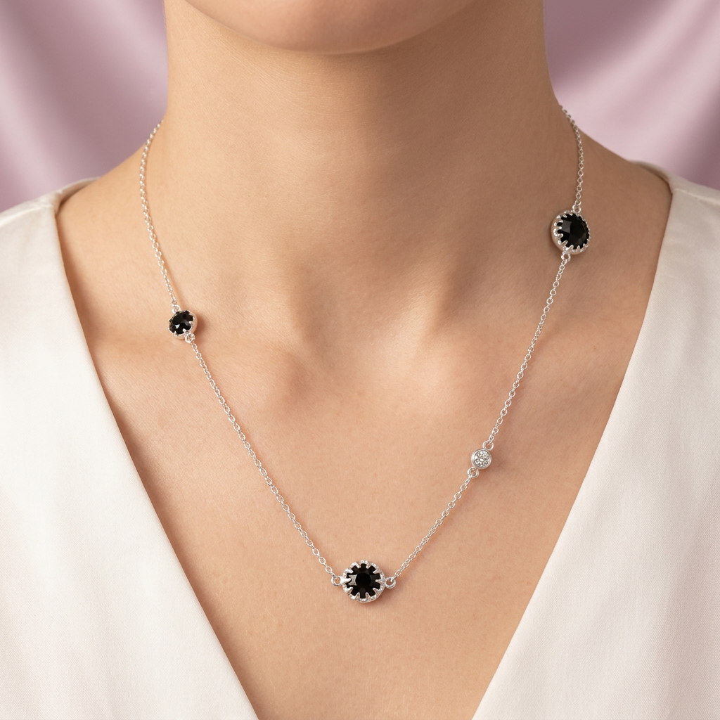 Gargantilla de Plata .925 con Zirconias Oscuras en Diseño Elegante mod. 2435