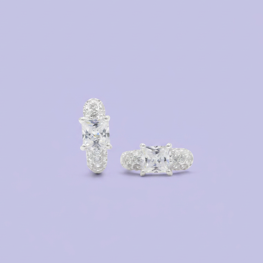 Grapa de Plata .925 Diseño Elegante con Zirconias Finas mod. 2626