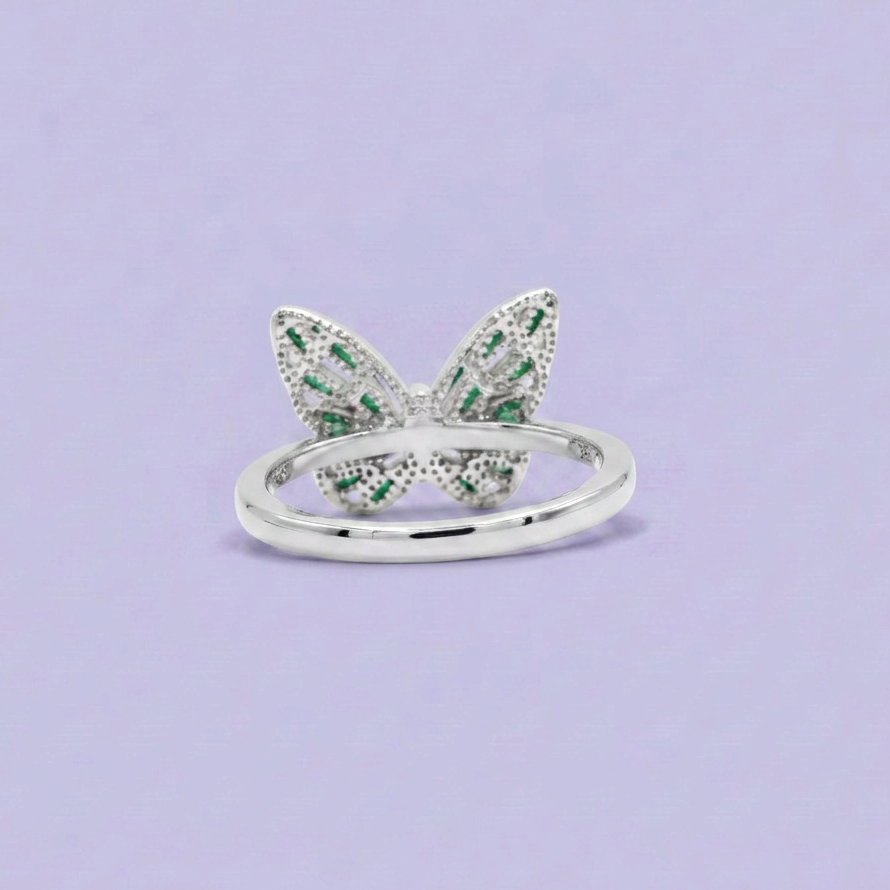 Anillo de Plata .9025 Diseño de Mariposa con Zirconia Verde mod. 2789