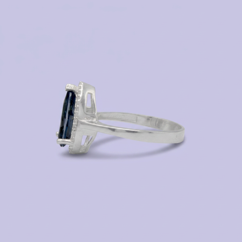 Anillo de Plata .925 Diseño de Gota Azul Marino con Incrustación de Zirconias mod. 3130