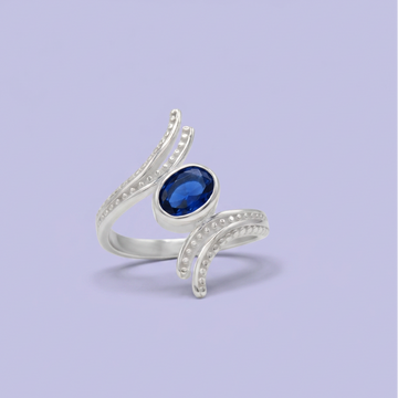 Anillo de Plata .925 Cruzado y Centro Oval con Zirconia Azul Rey mod. 3131