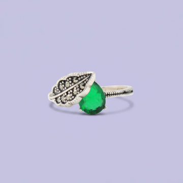 Anillo de Plata .925 Gota y Hoja con Zirconia Verde y Marquesitas mod. 3150