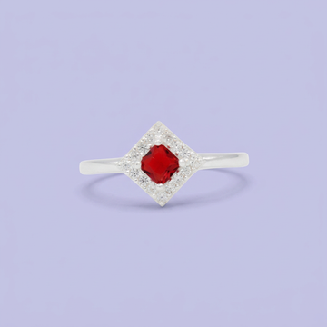 Anillo de Plata .925  con Diseño de Rombo Chico con Zirconia Roja mod. 3123