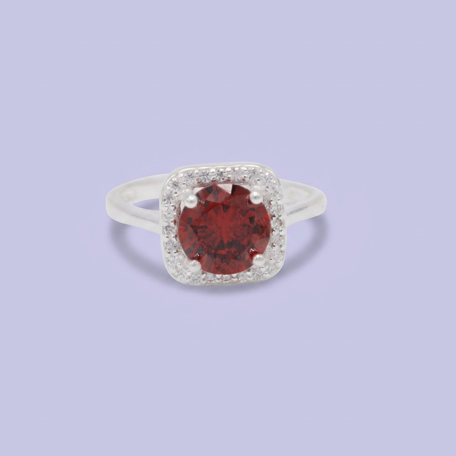 Anillo de Plata .925 con Diseño Cuadrado con Zirconia Color Rojo Brillante mod. 3106