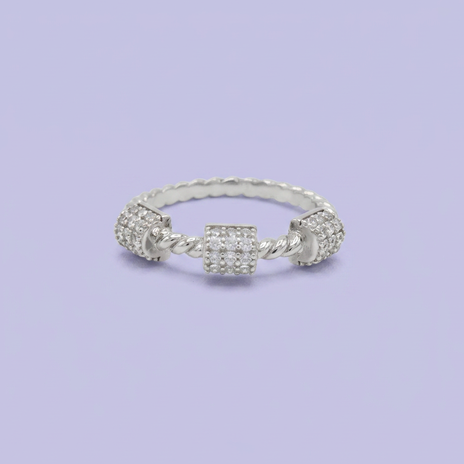 Anillo de Plata .925 Diseño Trenzado Brillante con Incrustacion de Zirconias mod. 2644