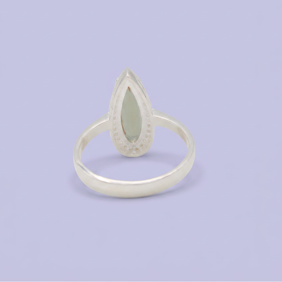 Anillo de Plata .925 con Diseño de Gota Fina y Zirconia Color Vede Menta mod. 3108