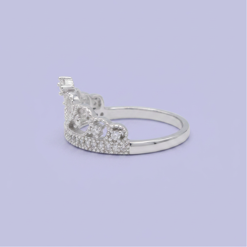 Anillo de Plata .925 corona con Diseño de Corazón e Incrustación de Zirconias mod. 2919