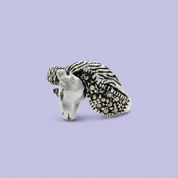 Anillo de Plata .925 Caballo con Marquesita mod. 2241