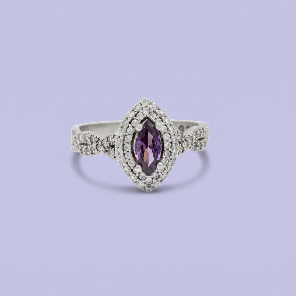 Anillo Solitario de Plata .925 Diseño Brillante con Zirconia Oval Morada mod. 2641