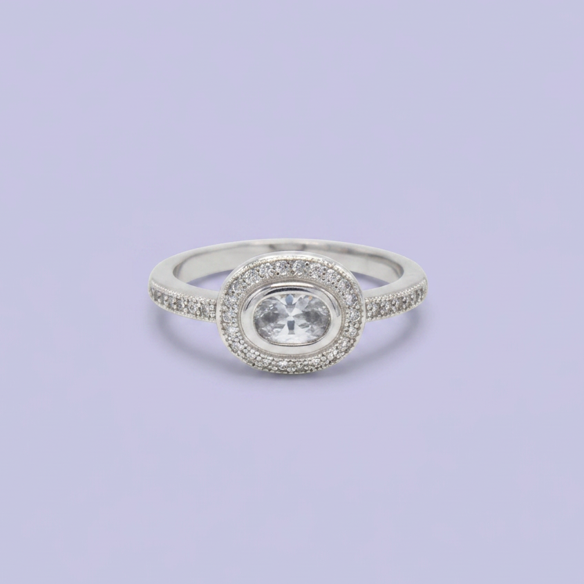 Anillo de Plata .925 Diseño Circular con Incrustacion de Zirconias mod. 2642