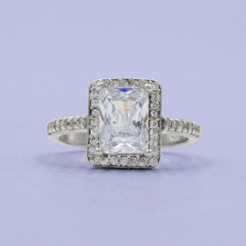 Anillo Solitario de Plata .925 Rectangular con Corte Esmeralda mod. 2412