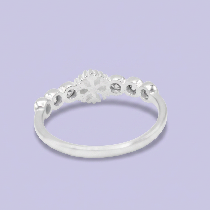 Anillo de Plata .925 con Diseño de Copo de Nieve y Zirconia mod. 3092